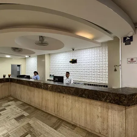 Apartamento 1302 *
